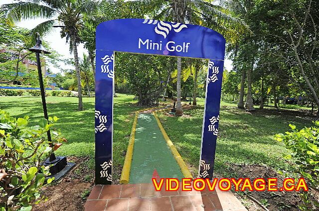 Cuba Varadero Brisas del Caribe Un mini-golf ...