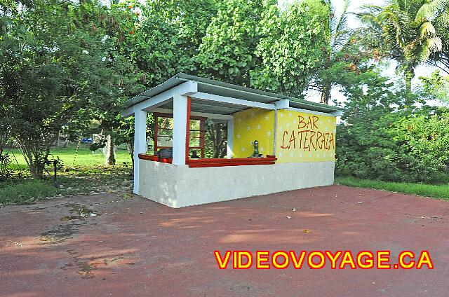 Cuba Varadero Brisas del Caribe El bar en el espectáculo aéreo está abierto sólo para la cena.