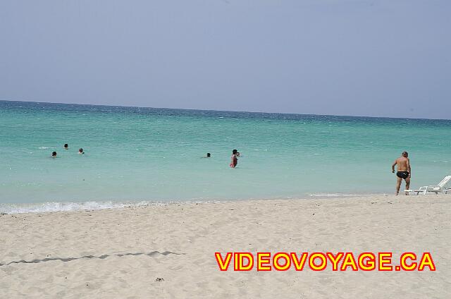 Cuba Varadero Brisas del Caribe A slight slope allows to move away to more than 100 meters out ...