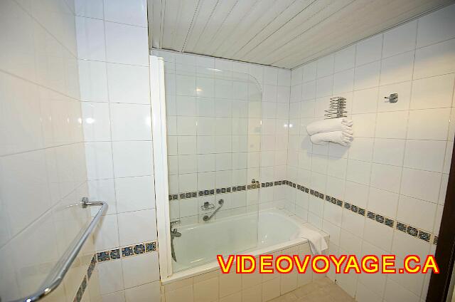 Cuba Varadero Club Amigo Aguas Azules En otra habitación, el baño / ducha.