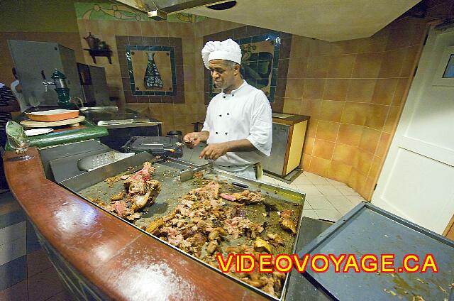 Cuba Varadero Club Amigo Aguas Azules Al final de la cena ... hay piezas solamente pequeñas ...