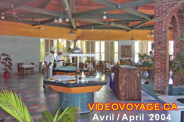 Cuba Varadero Club Amigo Aguas Azules In 2004 the dining room was recent.