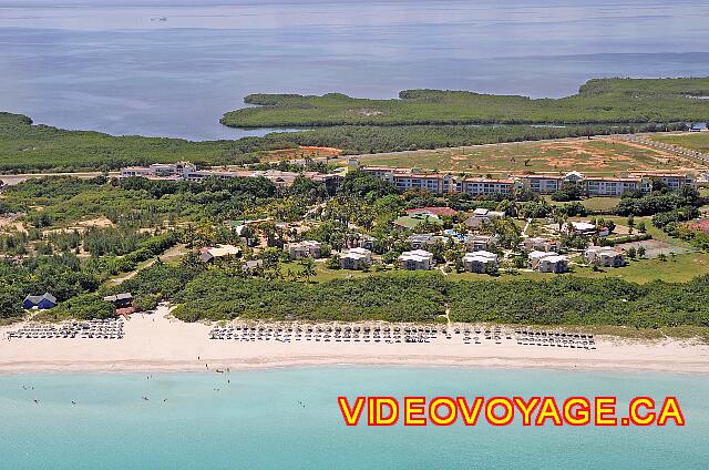 Cuba Varadero Club Amigo Aguas Azules La section principale est très longue, donc loins des services parfois.  De nombreux services de la section principale ont été délaissé au profit de la section bungalow, car la section est beaucoup plus populaire.