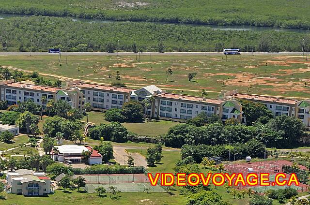 Cuba Varadero Club Amigo Aguas Azules Les chambres du batiments principal ne possède pas de balcon, mais une grande porte coulissante.