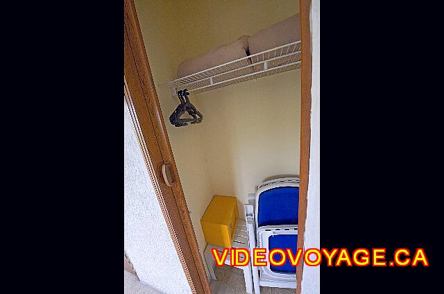 Cuba Varadero Hotel Club Tropical El armario con llave de la caja fuerte.