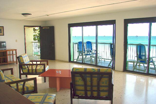 Cuba Varadero Hotel Club Tropical El interior de los apartamentos en la playa.