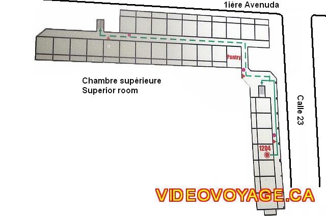 Cuba Varadero Hotel Club Tropical La distribución de las habitaciones superiores en segunda y tercera planta.