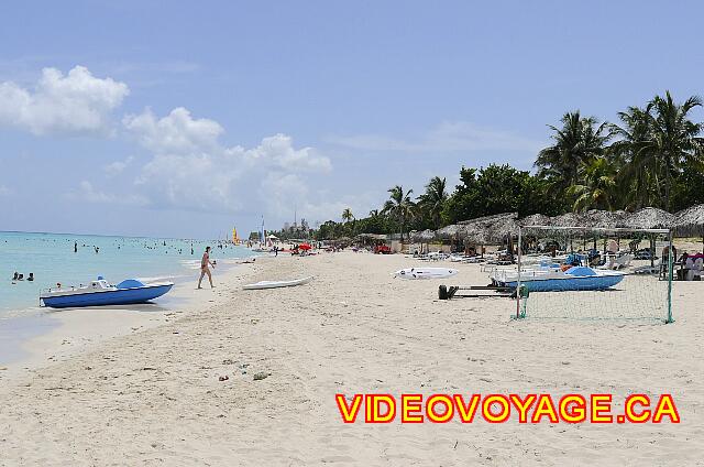 Cuba Varadero Starfish Cuatro Palmas Des filets de soccer sur la plage.