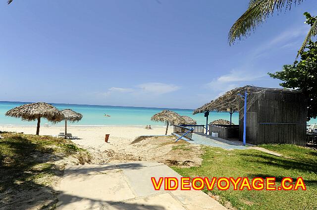 Cuba Varadero Starfish Cuatro Palmas Le bar de la plage du coté est