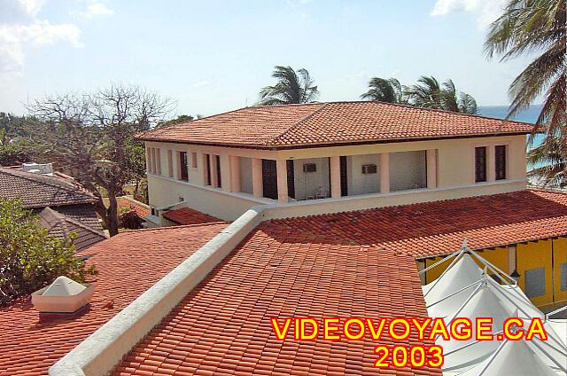 Cuba Varadero Starfish Cuatro Palmas Algunas habitaciones aisladas con vistas al mar por encima del restaurante en el mapa Cuba.