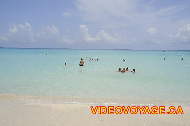 Cuba Varadero Starfish Cuatro Palmas Vous pouvez marcher dans l'eau au moins 75 mètres.