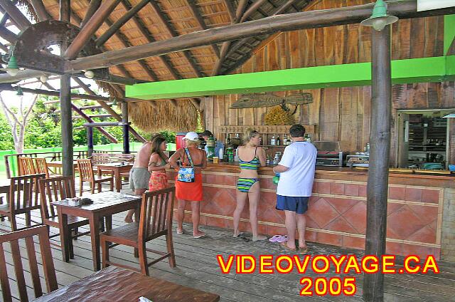 Cuba Varadero Royalton Hicacos Resort And Spa El bar en la playa