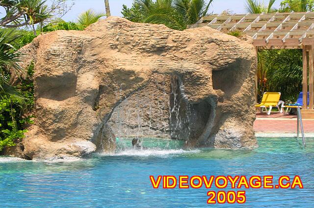 Cuba Varadero Royalton Hicacos Resort And Spa This second artificial rock with a whirlpool in the center and an entrance with a waterfall.