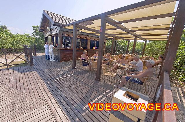 Cuba Varadero Iberostar Varadero The bar on the way which goes to the beach to the site of the center.