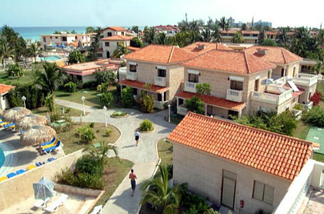 Cuba Varadero Hotel Club Kawama A building near the main pool.