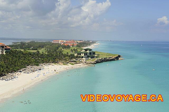 Cuba Varadero Las Americas On the other side of the rocky point, the beach continues over 14 kilometers.