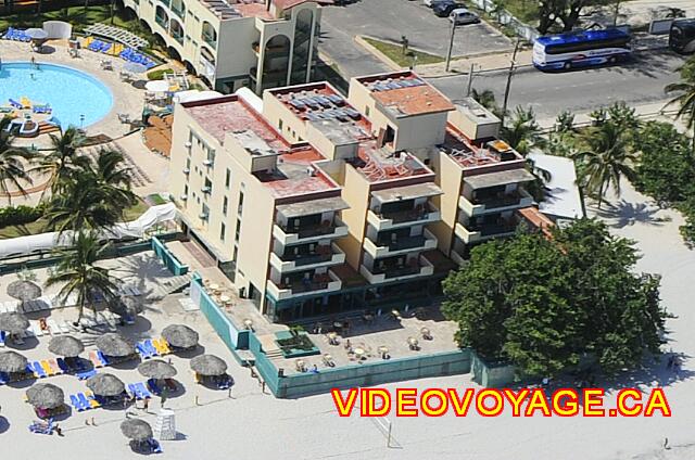 Cuba Varadero Club Los Delfines Les chambres les plus spacieuses sont situé dans un batiment récent sur le bord de la plage.