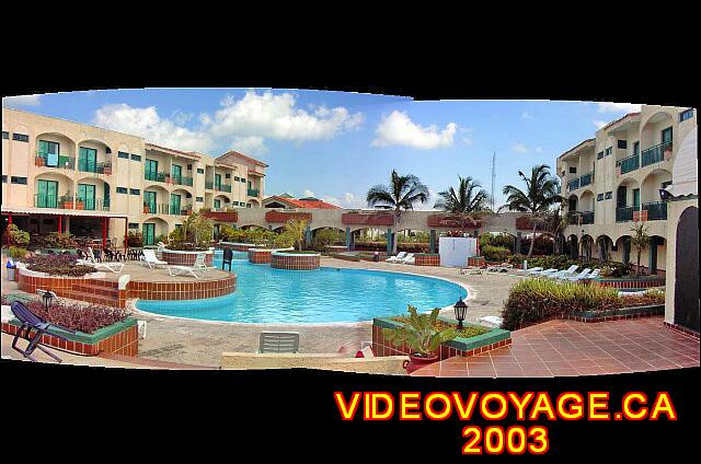 Cuba Varadero Club Los Delfines A panoramic view of the pool in 2003.