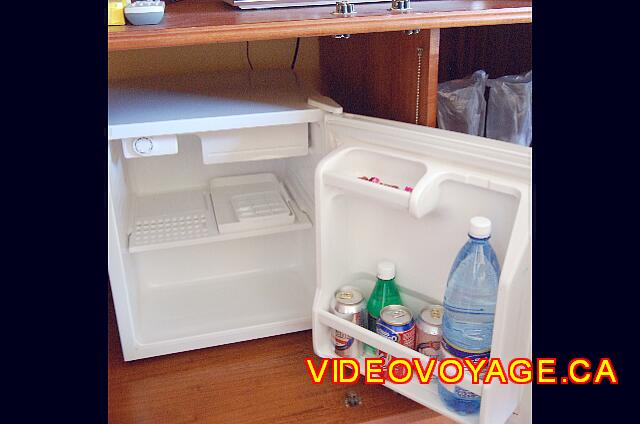 Cuba Varadero Blau Marina Varadero The fridge with beer, soft drinks and bottled water. A freezer section for ice too.