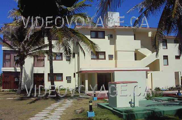 Cuba Varadero Oasis Islazul A little-used building.