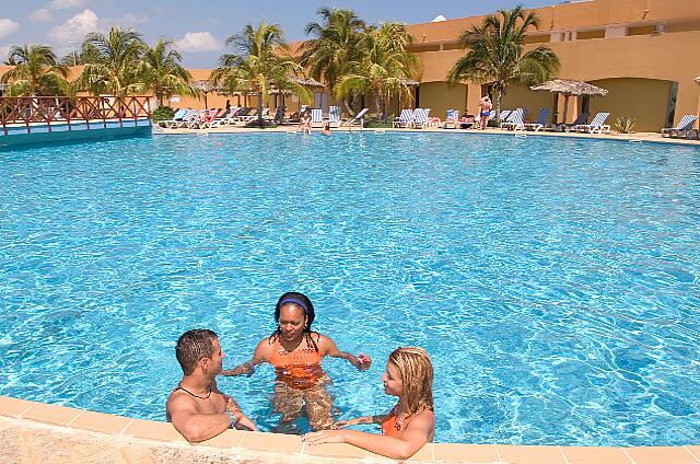 Cuba Varadero Bellevue Palma Real La piscine au centre du site.