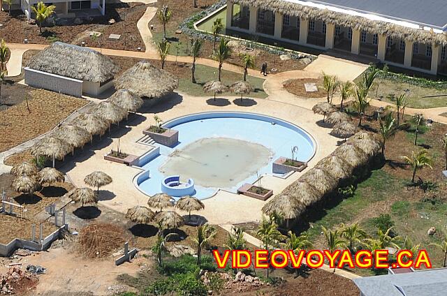 Cuba Varadero Paradisus Varadero Avec un jacuzzi dans la piscine.