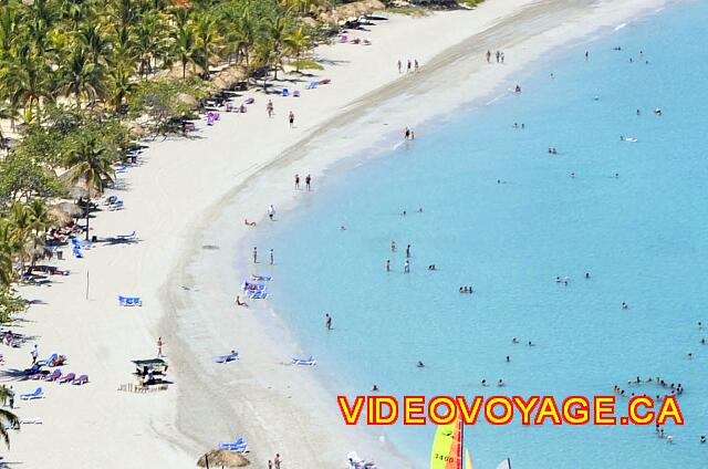 Cuba Varadero Paradisus Varadero Une plage assez profonde jusqu'au début des palmiers sur la plage, mais très profonde avec des palmiers sur la plage.