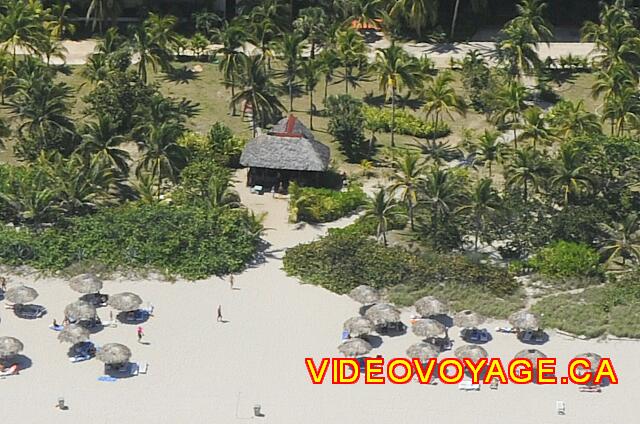 Cuba Varadero Bellevue Puntarena Playa Caleta Resort Le bar de la plage est assez près de la plage.