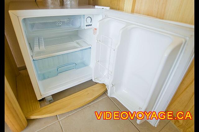 Cuba Varadero Bellevue Puntarena Playa Caleta Resort The fridge with a freezer section.