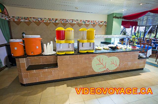 Cuba Varadero Bellevue Puntarena Playa Caleta Resort Le comptoir des jus et boissons rafraichissante.