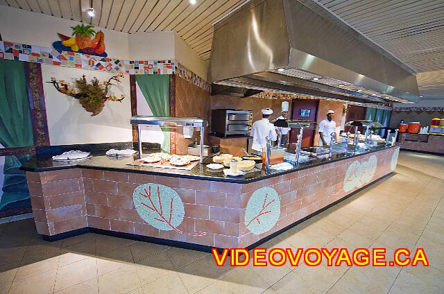 Cuba Varadero Bellevue Puntarena Playa Caleta Resort The counter where dishes are prepared in front of you specialty