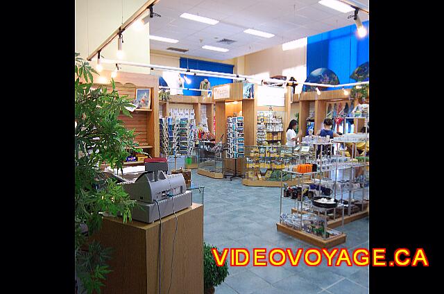 Cuba Varadero Mercure Playa De Oro A shop in the Lobby.