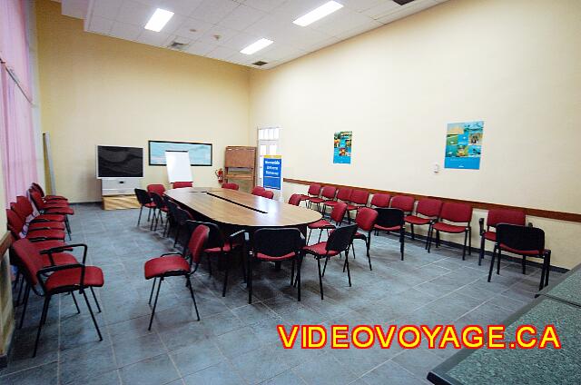 Cuba Varadero Mercure Playa De Oro A meeting room accessible from the lobby.