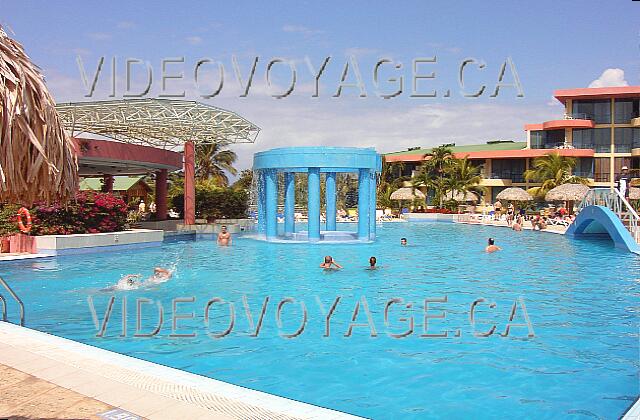 Cuba Varadero Mercure Playa De Oro La section de la piscine la plus populaire, près du bar.