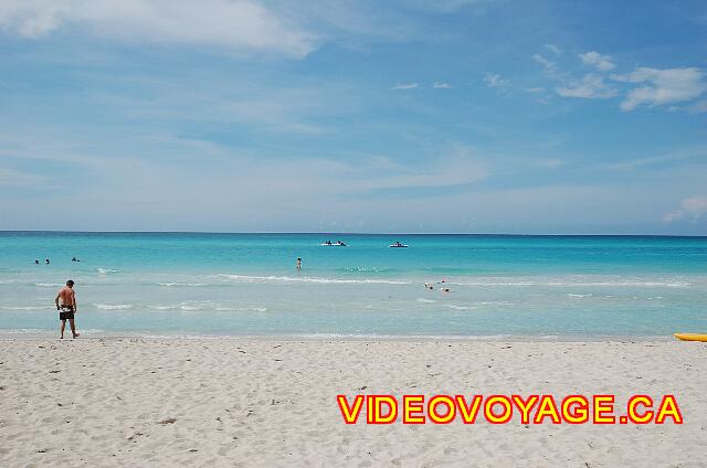 Cuba Varadero Mercure Playa De Oro The banana boats in the loins ...