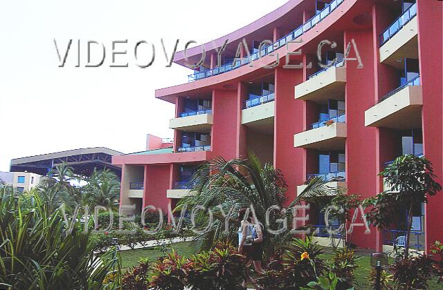 Cuba Varadero Mercure Playa De Oro The building to the west, the nearest end of the Lobby.