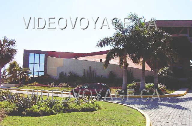 Cuba Varadero Mercure Playa De Oro The building of the club face at the Lobby.