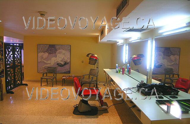 Cuba Varadero Naviti Varadero A beauty salon inside the gym doors.