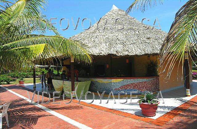 Cuba Varadero Naviti Varadero El bar de La Caracola, una distancia de 100 metros de la playa.