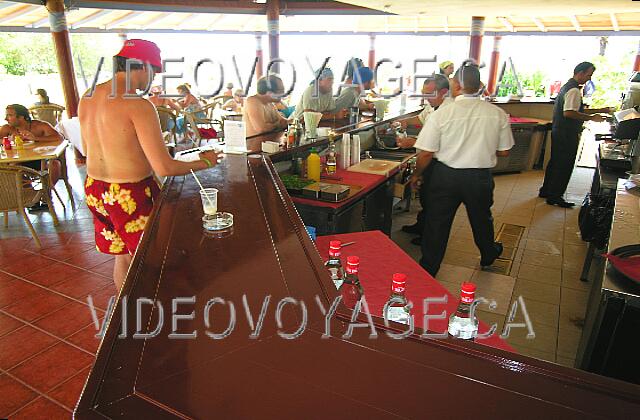 Cuba Varadero Naviti Varadero Beach bar him.