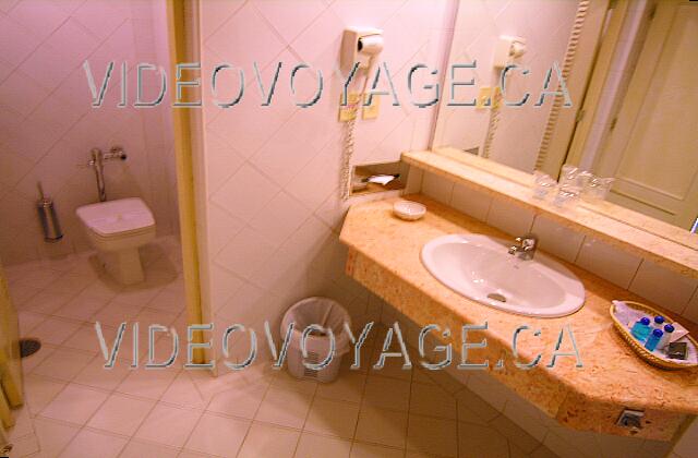 Cuba Varadero Naviti Varadero The counter of the bathroom and the small room of the toilet.