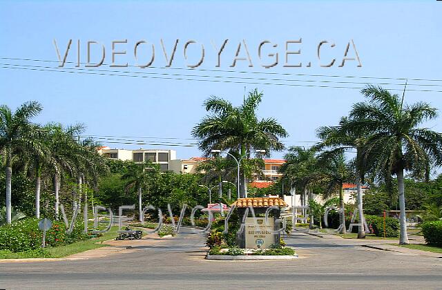 Cuba Varadero Naviti Varadero L'entrée de l'hôtel Playa Varadero 1920 à partir de l'autoroute.