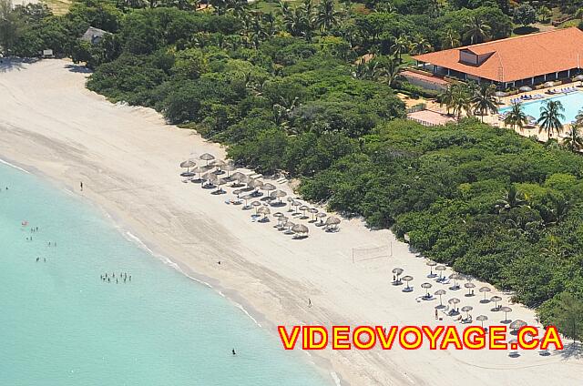 Cuba Varadero Naviti Varadero A primera palapas de agrupación en el lado oeste de la playa. Había poco sofá, porque una sección del hotel estaba cerrado por reformas.