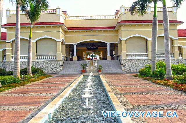 Cuba Varadero Princesa Del Mar Une vue arrière du Lobby.