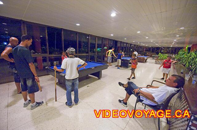 Cuba Varadero Bellevue Puntarena Playa Caleta Resort La orquesta que juega ante el tribunal Notico por la noche.