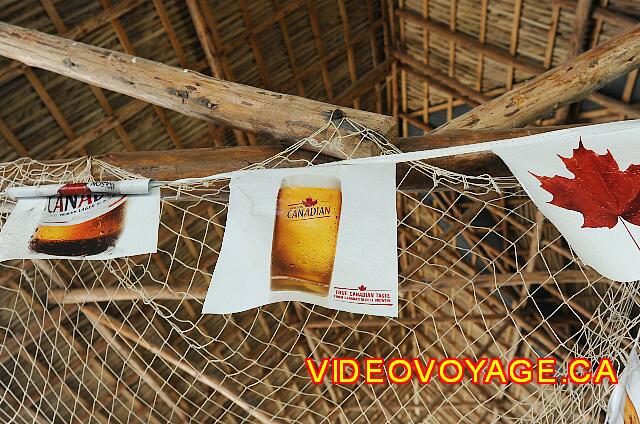Cuba Varadero Bellevue Puntarena Playa Caleta Resort Avec des annonces de bières Canadiennes...