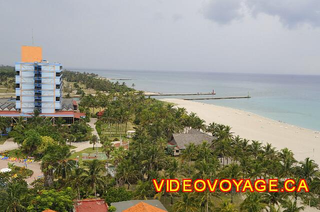 Cuba Varadero Bellevue Puntarena Playa Caleta Resort Una hermosa vista de la playa desde el balcón de la habitación con vista al mar.