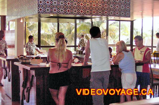 Cuba Varadero Bellevue Puntarena Playa Caleta Resort The grill buffet restaurant was so popular at the time.