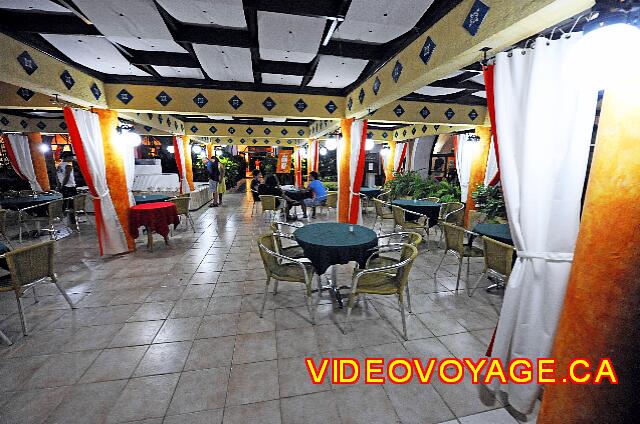 Cuba Varadero Be Live Experience Las Morlas La terrasse le soir.