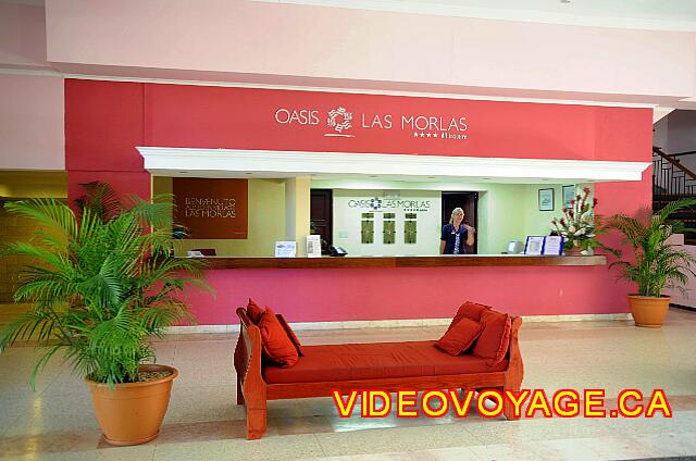 Cuba Varadero Be Live Experience Las Morlas La réception et le bureau de change. Un hôtel avec un service principalement en Italien, car géré en partie par Eden.